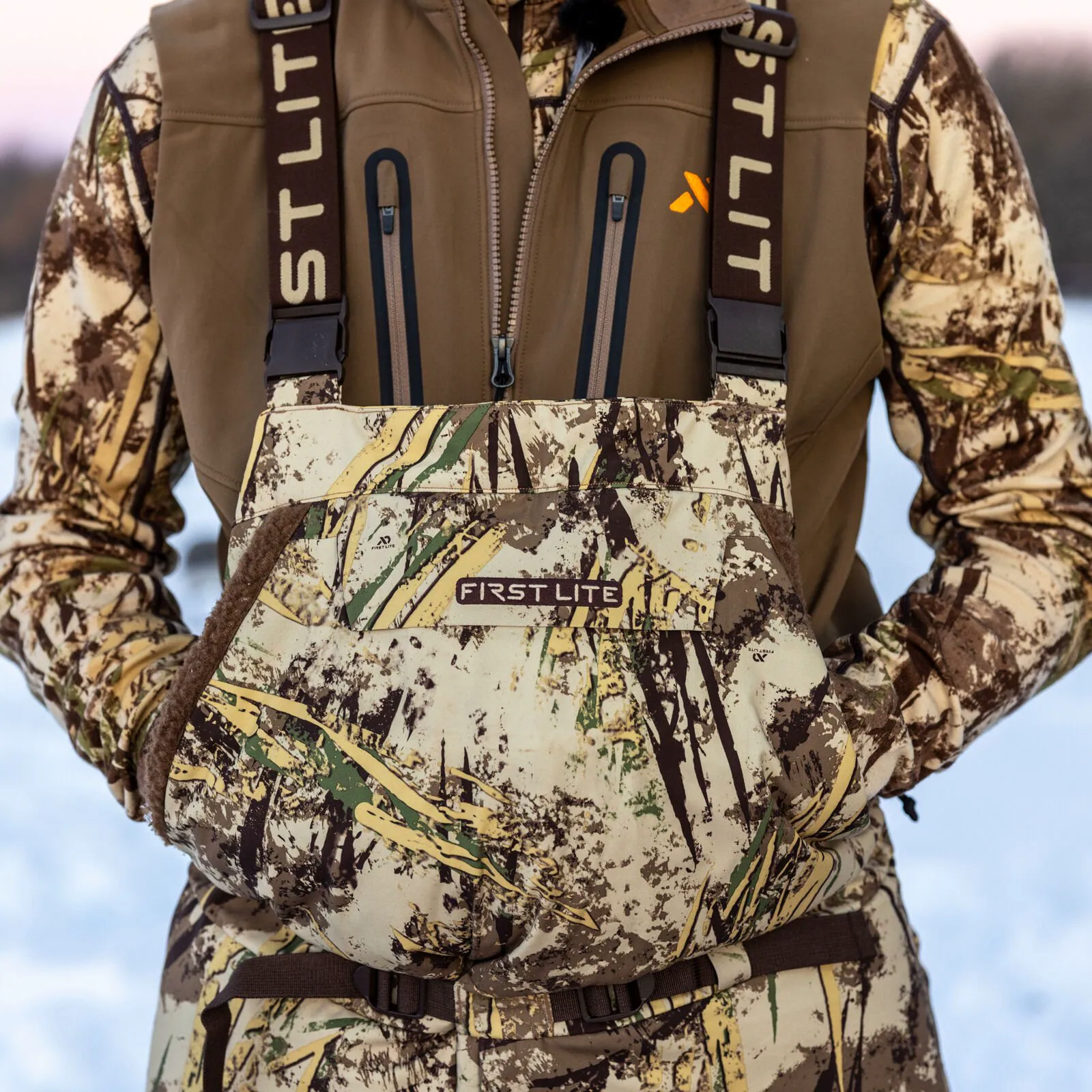 Refuge Bib in Typha camo